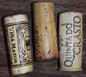 showing the different quality of corks